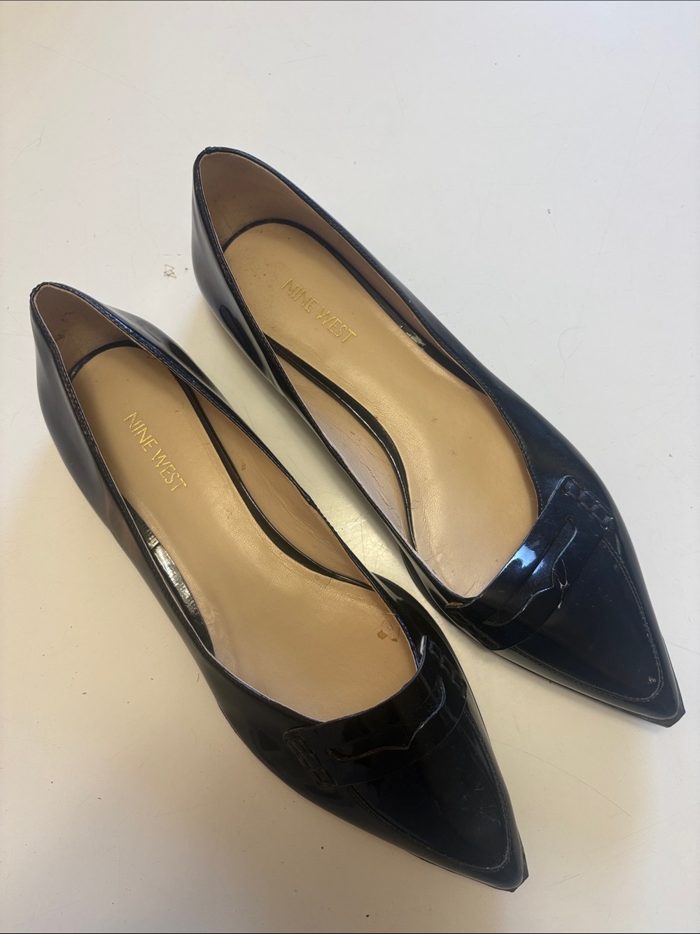 Nine West Women's Black Pointed Toe Flats (Size 10)